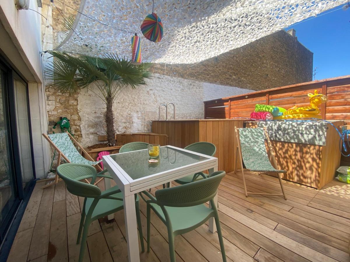 Charentaise 6-8 Personnes Avec Piscine Villa Tonnay-Charente Dış mekan fotoğraf