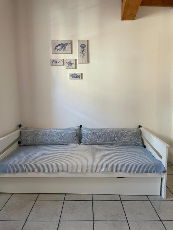 Charentaise 6-8 Personnes Avec Piscine Villa Tonnay-Charente Dış mekan fotoğraf